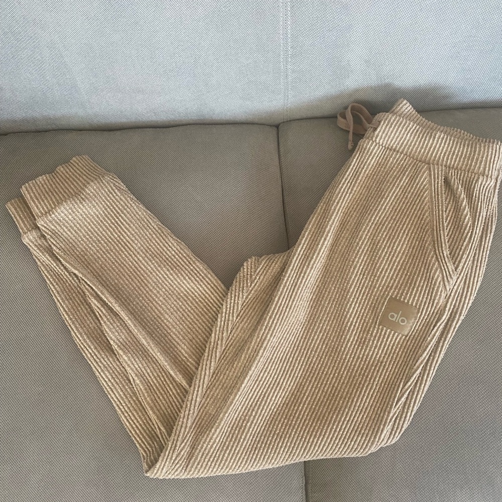 Alo Muse Sweat Pants Trend Joggers Size Small like new